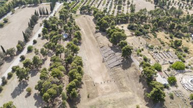 Epidaurus Antik Tiyatrosu, Yunan Epidaurus şehrinde antik Yunan tıp tanrısı Asclepius 'a adanmış bir tiyatrodur..
