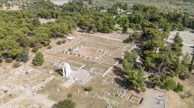Epidaurus Antik Tiyatrosu, Yunan Epidaurus şehrinde antik Yunan tıp tanrısı Asclepius 'a adanmış bir tiyatrodur..