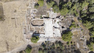 Eleusis, Isthmia, Corinth, Yunanistan. Isthmi 'de Roma Hamamları, inanılmaz mozaikler.!