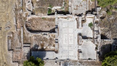 Eleusis, Isthmia, Corinth, Yunanistan. Isthmi 'de Roma Hamamları, inanılmaz mozaikler.!