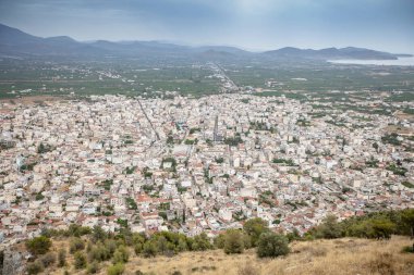 Larissa şehrinin havadan görünüşü