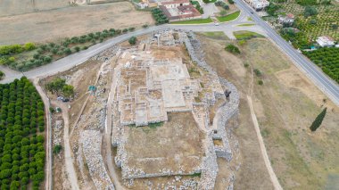 Argolis, Peloponnese 'deki Miken arkeolojik alanı olan Tiryns' in antik akropolünün kalıntıları ve efsanevi kahraman Herkül 'ün 12 çalışmasını gerçekleştirdiği yer, Yunanistan.