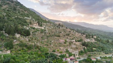 Yunanistan 'ın Mystras kentindeki harabeler - arkeoloji geçmişi