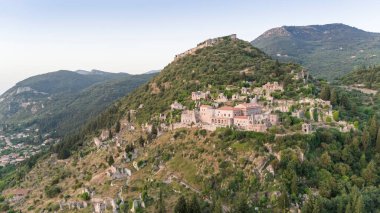 Yunanistan 'ın Mystras kentindeki harabeler - arkeoloji geçmişi