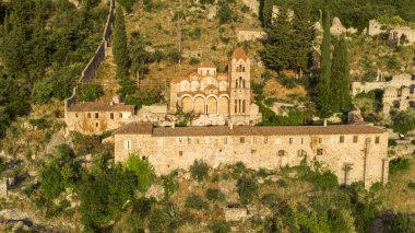 Yunanistan 'ın Mystras kentindeki harabeler - arkeoloji geçmişi