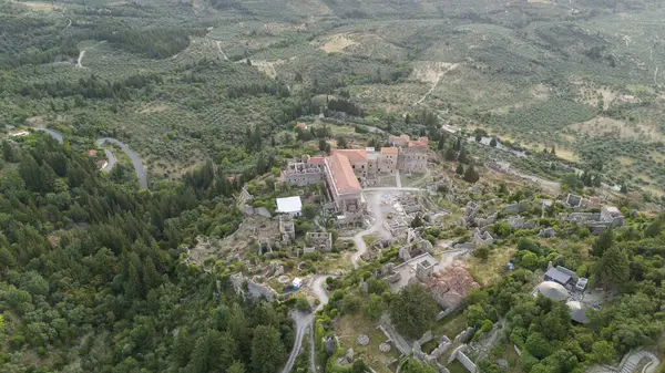Yunanistan 'ın Mystras kentindeki harabeler - arkeoloji geçmişi