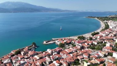 Yunanistan 'ın tarihi Nafpaktos limanı