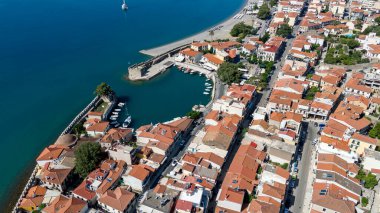 Yunanistan 'ın tarihi Nafpaktos limanı