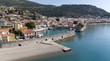 Yunanistan 'ın tarihi Nafpaktos limanı