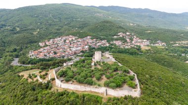 Platamon Kalesi, Pieria, Makedonya, Yunanistan'ın havadan görünümü