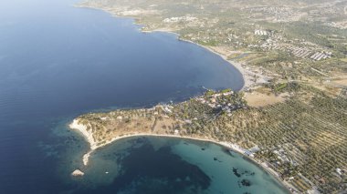 Bademli, Dikili, İzmir, Türkiye 'nin güzel kıyı şeridi