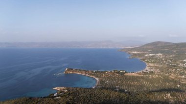 Bademli, Dikili, İzmir, Türkiye 'nin güzel kıyı şeridi