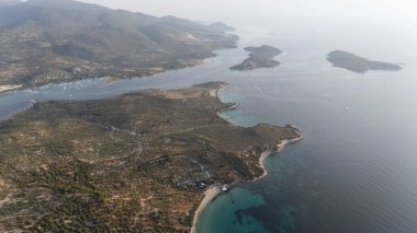 Bademli, Dikili, İzmir, Türkiye 'nin güzel kıyı şeridi