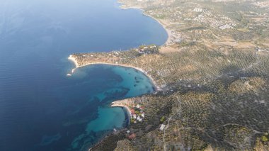 Bademli, Dikili, İzmir, Türkiye 'nin güzel kıyı şeridi