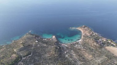 Bademli, Dikili, zmir, Türkiye 'nin güzel kıyı şeridi