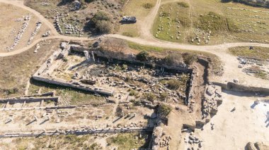 Magnezya 'daki Artemis Tapınağı Türkiye' nin Maeander 'ına insansız hava aracı bakışı