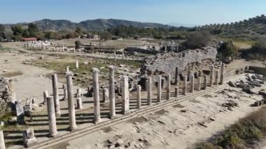Magnesia Antik Kenti, İyonya 'daki antik bir Yunan kenti olan Maeander' da harabe halindedir. Aydın, Türkiye.