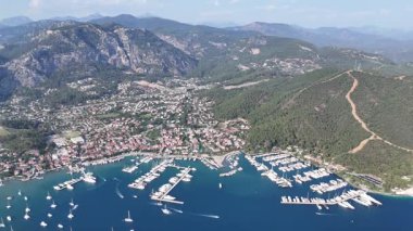 Gocek Marina ve Gocek İHA Videosu, Gocek Fethiye, Mugla Türkiye (Türkiye)