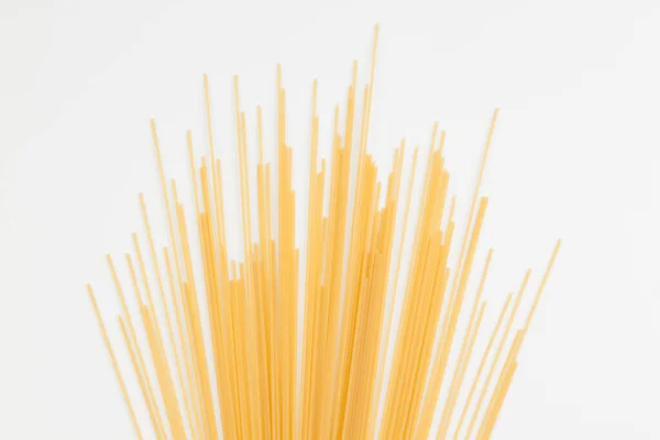 Špagety Rozprostíraly Bílém Povrchu Místo Pro Text Detailní Záběr — Stock fotografie