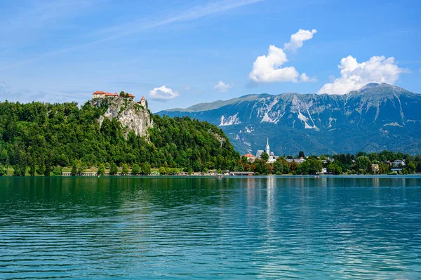 Bela Vista Idílica Ilha Castelo Igreja Católica Maria Lago Bled — Fotografia de Stock