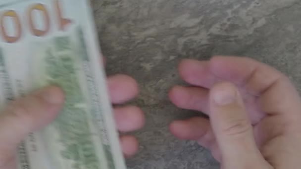Tellen Handen Van 100 Dollar Bankbiljetten Van Het Nieuwe Type — Stockvideo