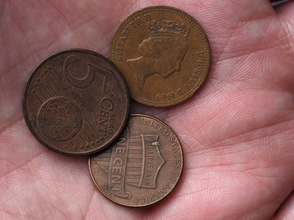 미국의 동전은 손바닥 클로즈업 — 스톡 사진