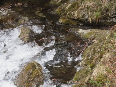 kış manzara dağ dere