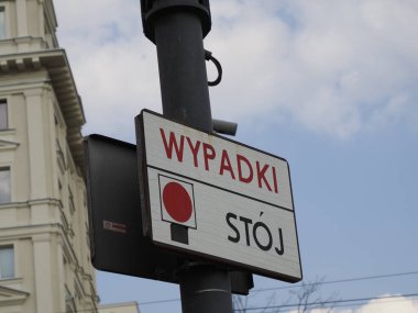 Şehir Caddesinde Polonya Trafik İşareti 