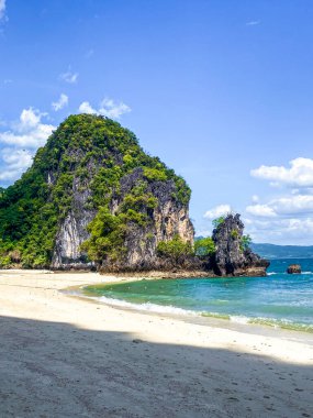 Tayland, Krabi 'deki Koh Hong' un hava görüntüsü.