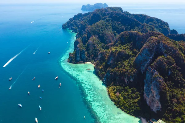 泰国Krabi Koh Phi岛Loh Dalum和Tonsai海滩的空中景观 — 图库照片