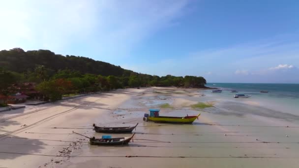 Flygfoto Över Laem Tong Beach Eller Laemtong Bay Koh Phi — Stockvideo