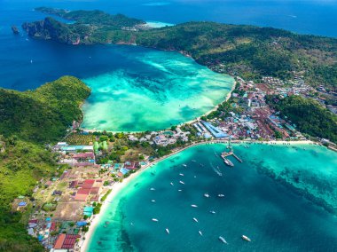Koh Phi Phi 'deki Ton Sai Sahili, Krabi Tayland, Güney Doğu Asya