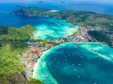 Koh Phi Phi 'deki Ton Sai Sahili, Krabi Tayland, Güney Doğu Asya