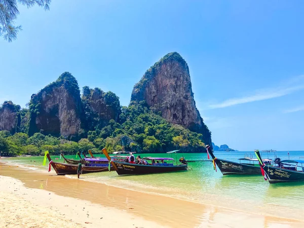 Railay ve Phra nang Mağara Sahili Krabi, Tayland, Güney Doğu Asya