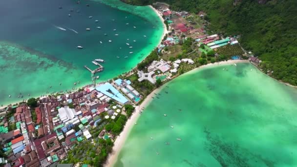 Luchtfoto Van Ton Sai Beach Koh Phi Phi Krabi Thailand — Stockvideo