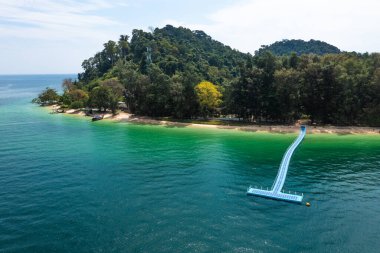 Trang, Tayland, Güney Asya 'daki Koh Kradan adasının havadan görüntüsü