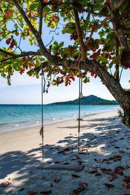 Koh Mook ya da koh Muk adasında uzun kuyruklu sahil manzaralı, Trang, Tayland, Güney Asya
