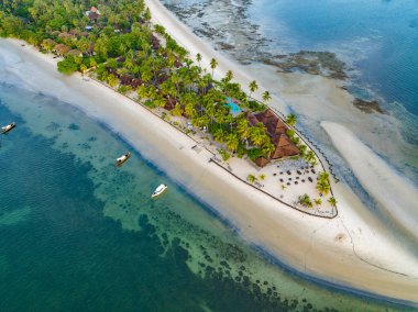 Koh Mook ya da Koh Muk adasının Trang, Tayland, Güney Doğu Asya 'daki havadan görünüşü
