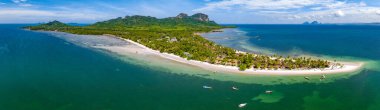 Koh Mook ya da Koh Muk adasının Trang, Tayland, Güney Doğu Asya 'daki havadan görünüşü