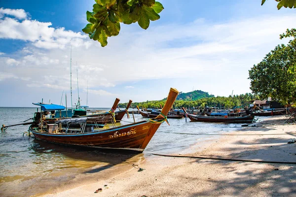 Strandblick Mit Langschwanzbooten Koh Mook Oder Koh Muk Island Trang — Stockfoto