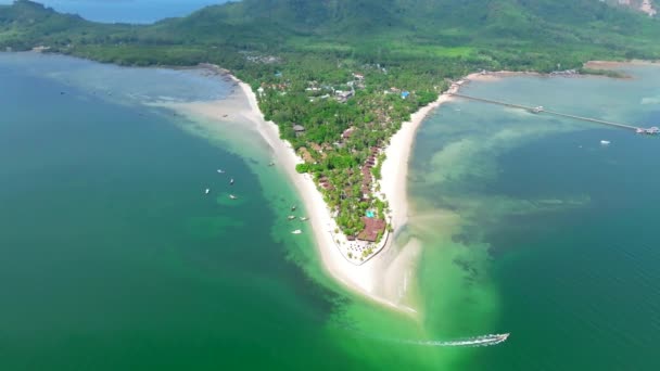 Luftaufnahme Der Insel Koh Mook Oder Koh Muk Trang Thailand — Stockvideo