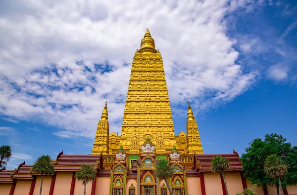 Wat Mahathat Wichiramongkol Krabi Thailand South East Asia — Stock Photo, Image