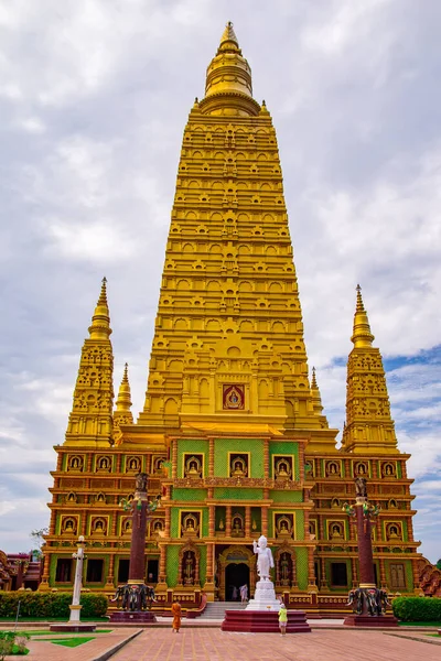 Wat Mahathat Wichiramongkol 泰国Krabi 东南亚 — 图库照片