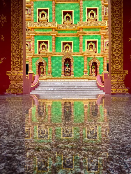 Wat Mahathat Wichiramongkol Krabi Thailand Südostasien — Stockfoto