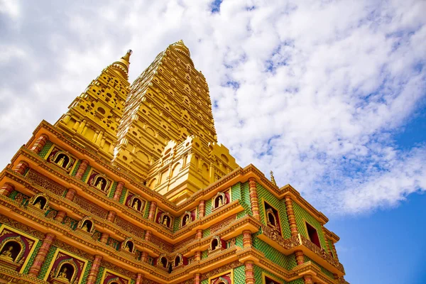 Wat Mahathat Wichiramongkol Krabi Tajlandia Azja Południowo Wschodnia — Zdjęcie stockowe