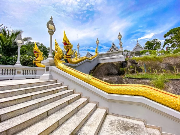 タイのクラビ町にあるワット キュー コロワーム寺院 高品質の写真 — ストック写真