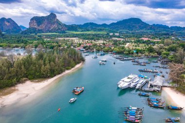 Hat NopPharat Thara Mu Ko Phi Phi Ulusal Parkı, Ao Nang, Krabi, Tayland, Güney Doğu Asya