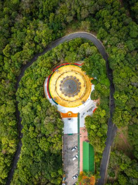 Phra Maha Chedi Tripob Trimongkol Çelik Tapınağı Hat Yai, Songkhla, Tayland, Güneydoğu Asya