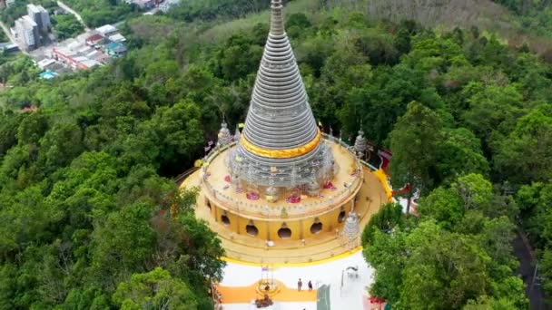 Phra Maha Chedi Tripob Trimongkol Stål Pagoda Hat Yai Songkhla — Stockvideo