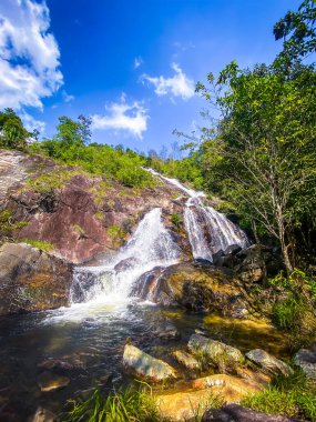 Şelale Namtok Tone Nga Chang in Hat Yai, Songkhla, Tayland. Yüksek kalite fotoğraf